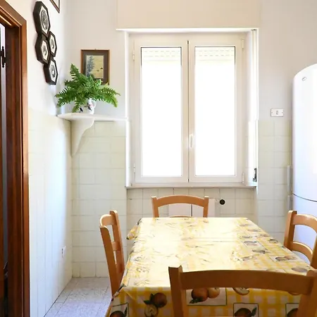 Porto Recanati, Ampio Quadrilocale Vicino Al Mare פורטו רקנאטי