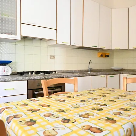 Porto Recanati, Ampio Quadrilocale Vicino Al Mare アパート